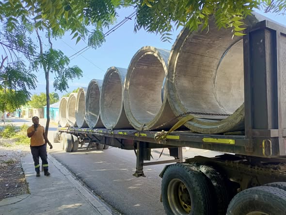 LA ALCALDÍA DEL MUNICIPIO DE VILLA JARAGUA SE PREPARA PARA LA CONSTRUCCIÓN DE UN PUENTE».